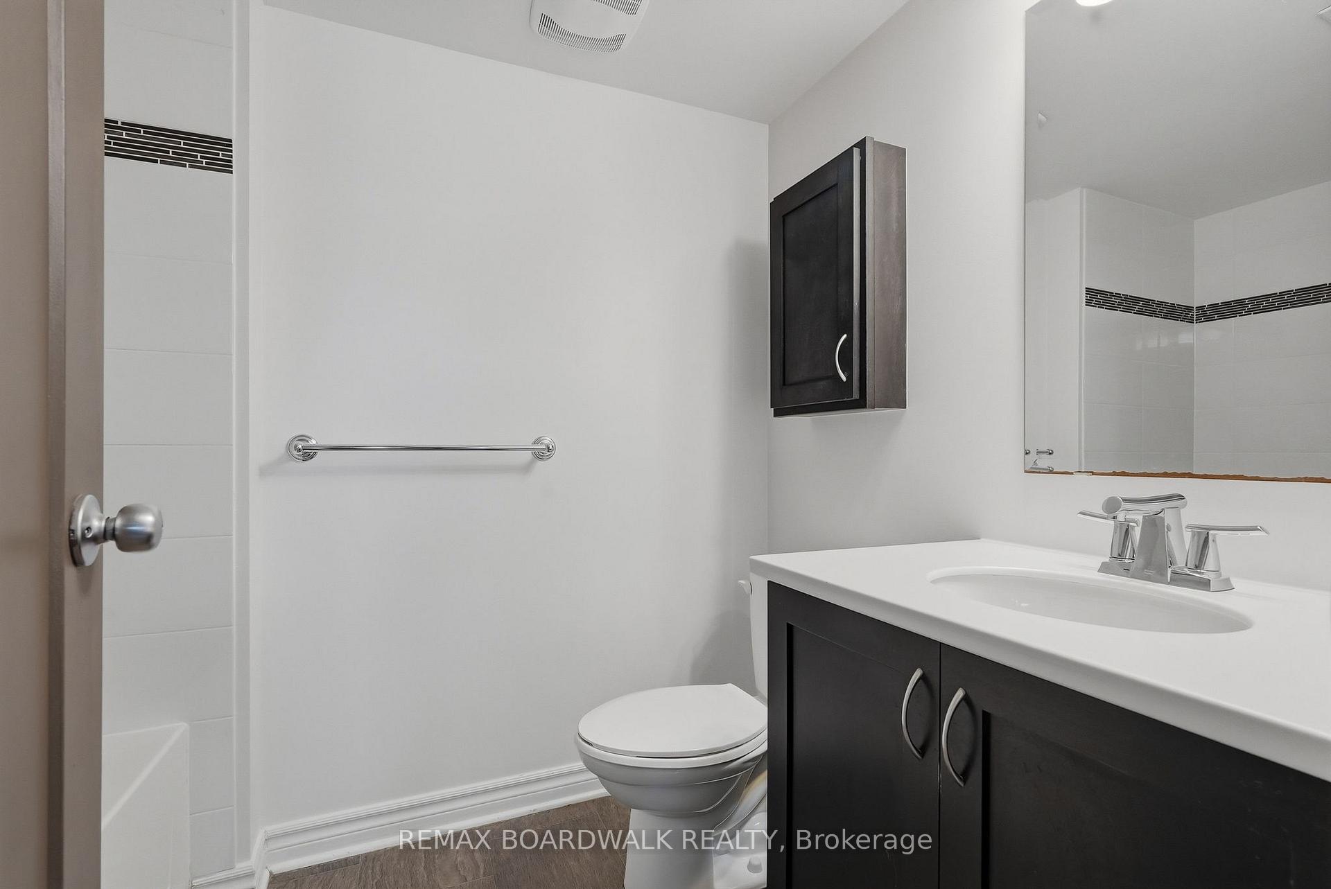 Photo 8 of 2330 Esprit Drive, Ottawa, Avalon East — HOMEH