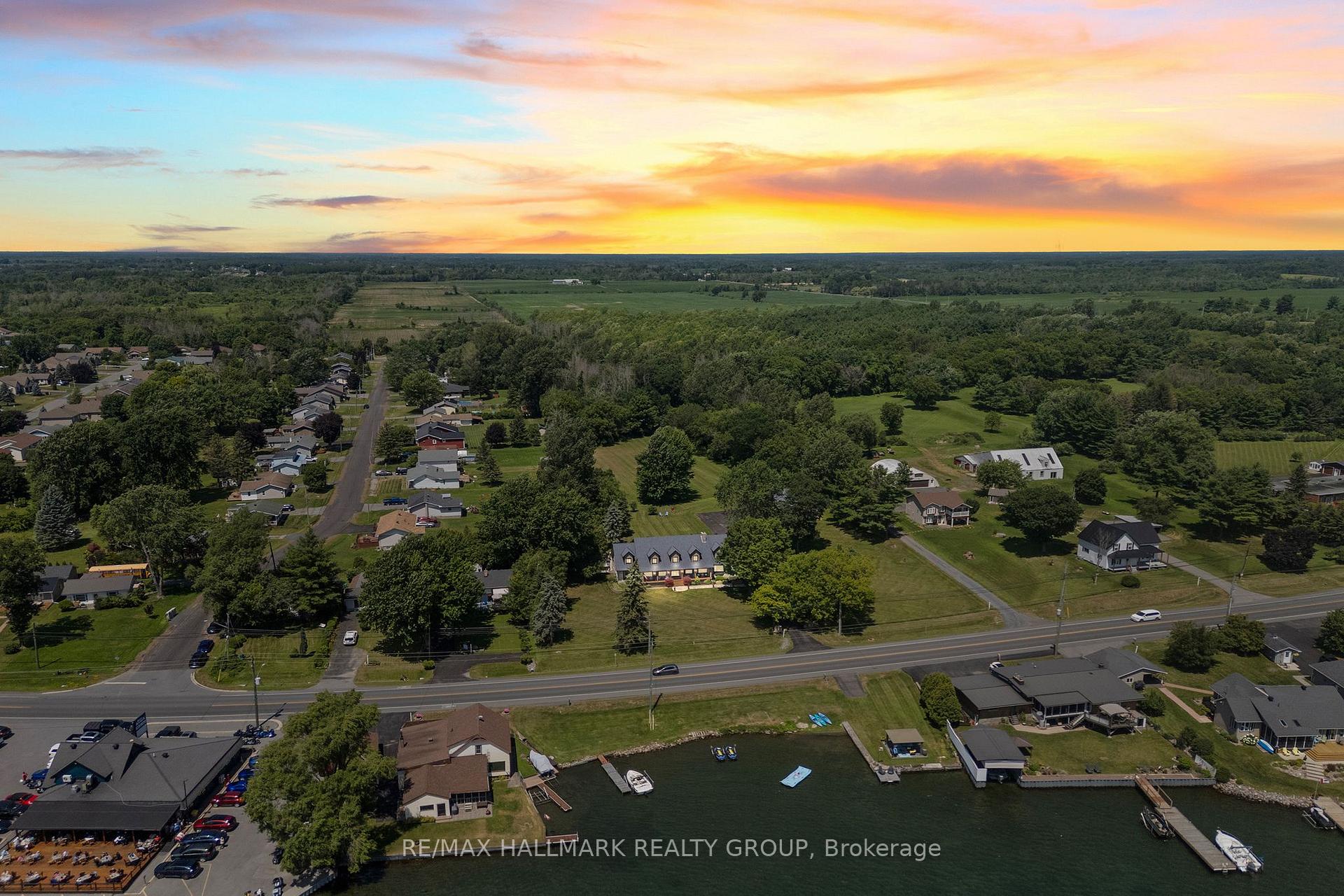Photo 3 of 18407 County 2 Road, South Glengarry, South Glengarry (Charlottenburgh) Twp — HOMEH