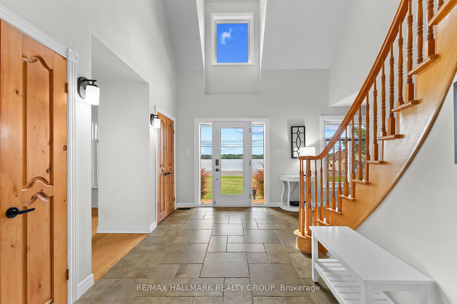 Photo 11 of 18407 County 2 Road, South Glengarry, South Glengarry (Charlottenburgh) Twp — HOMEH