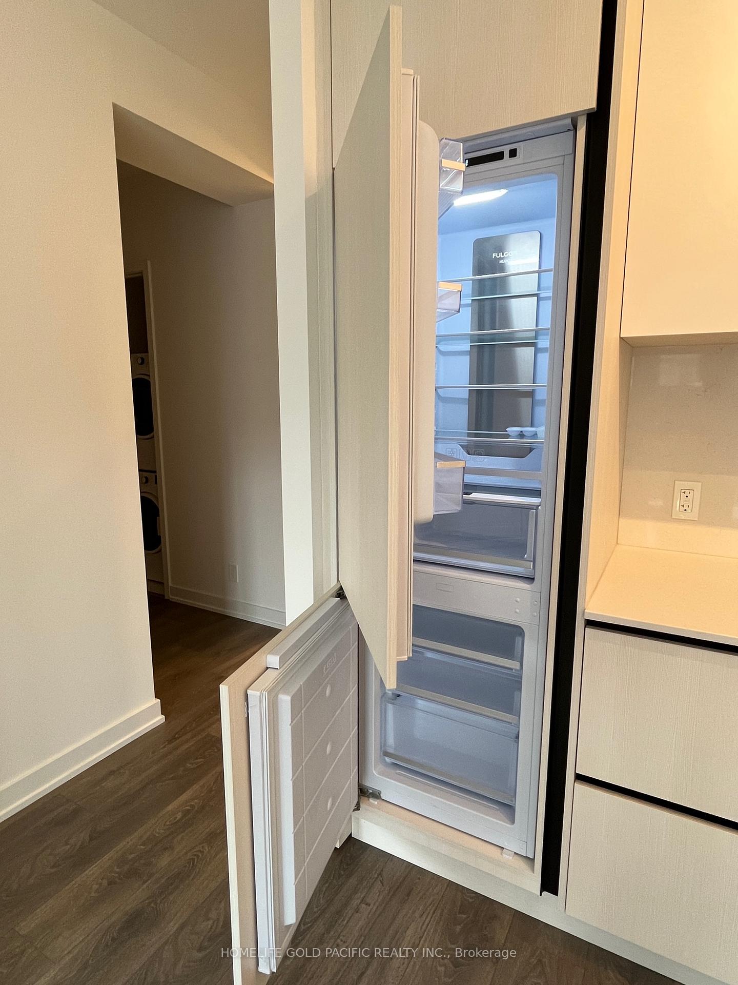 Photo 4 of Unit 622, 108 Peter Street, Toronto, Waterfront Communities — HOMEH