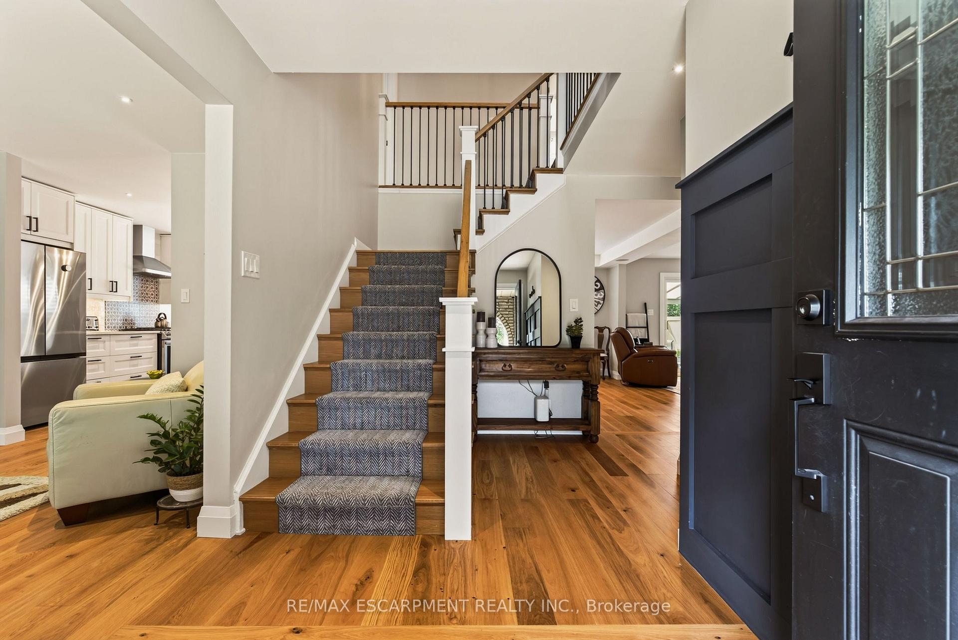 Photo 5 of 105 San Fernando Drive, Hamilton, Mountview — HOMEH