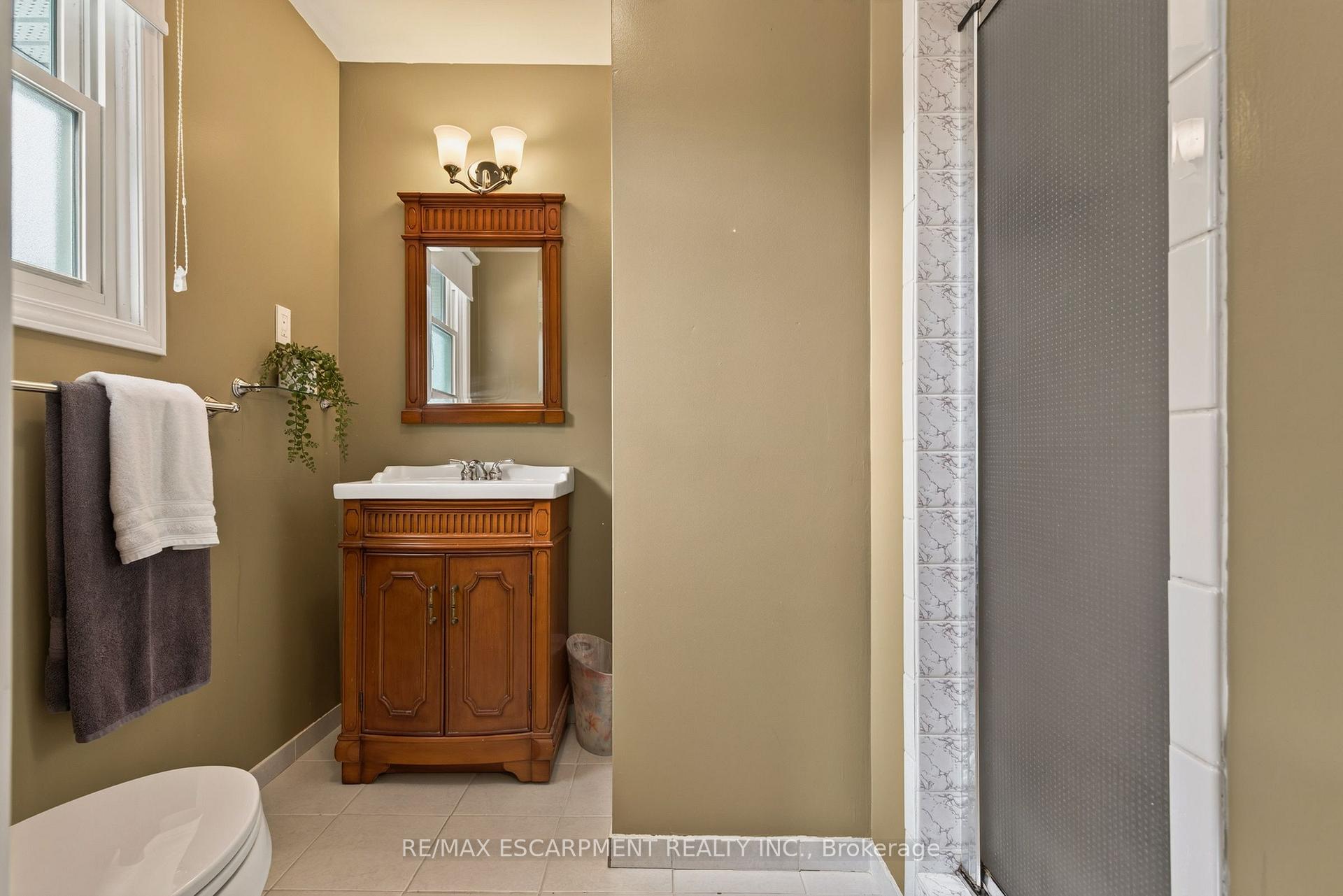 Photo 31 of 105 San Fernando Drive, Hamilton, Mountview — HOMEH