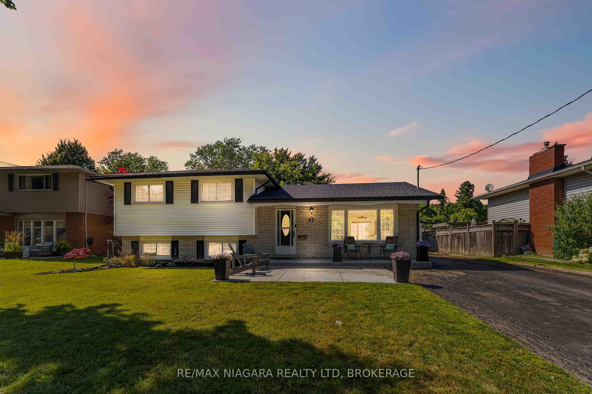 Photo 1 of 41 Old Coach Road, St. Catharines, Lakeshore — HOMEH