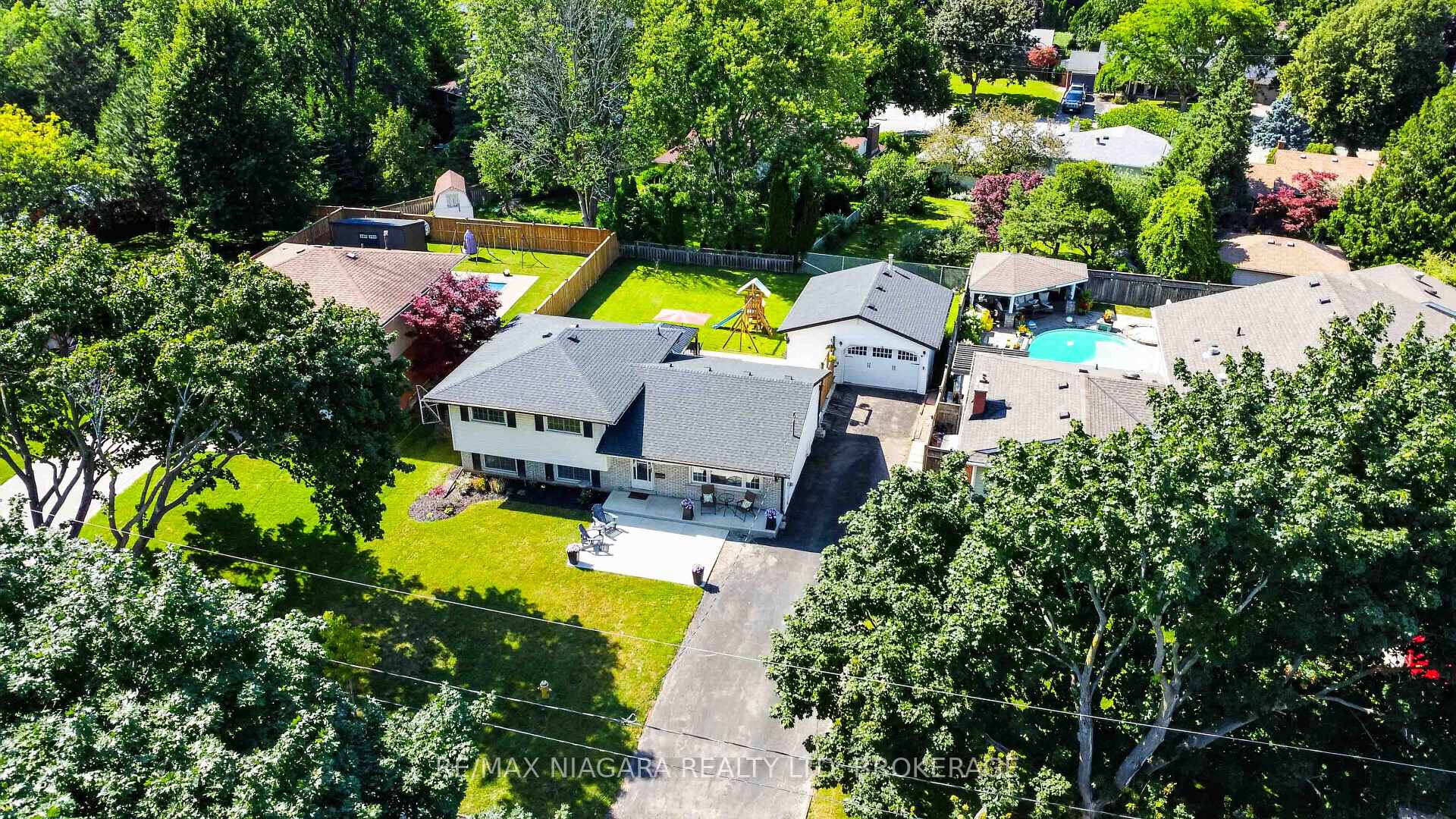 Photo 36 of 41 Old Coach Road, St. Catharines, Lakeshore — HOMEH
