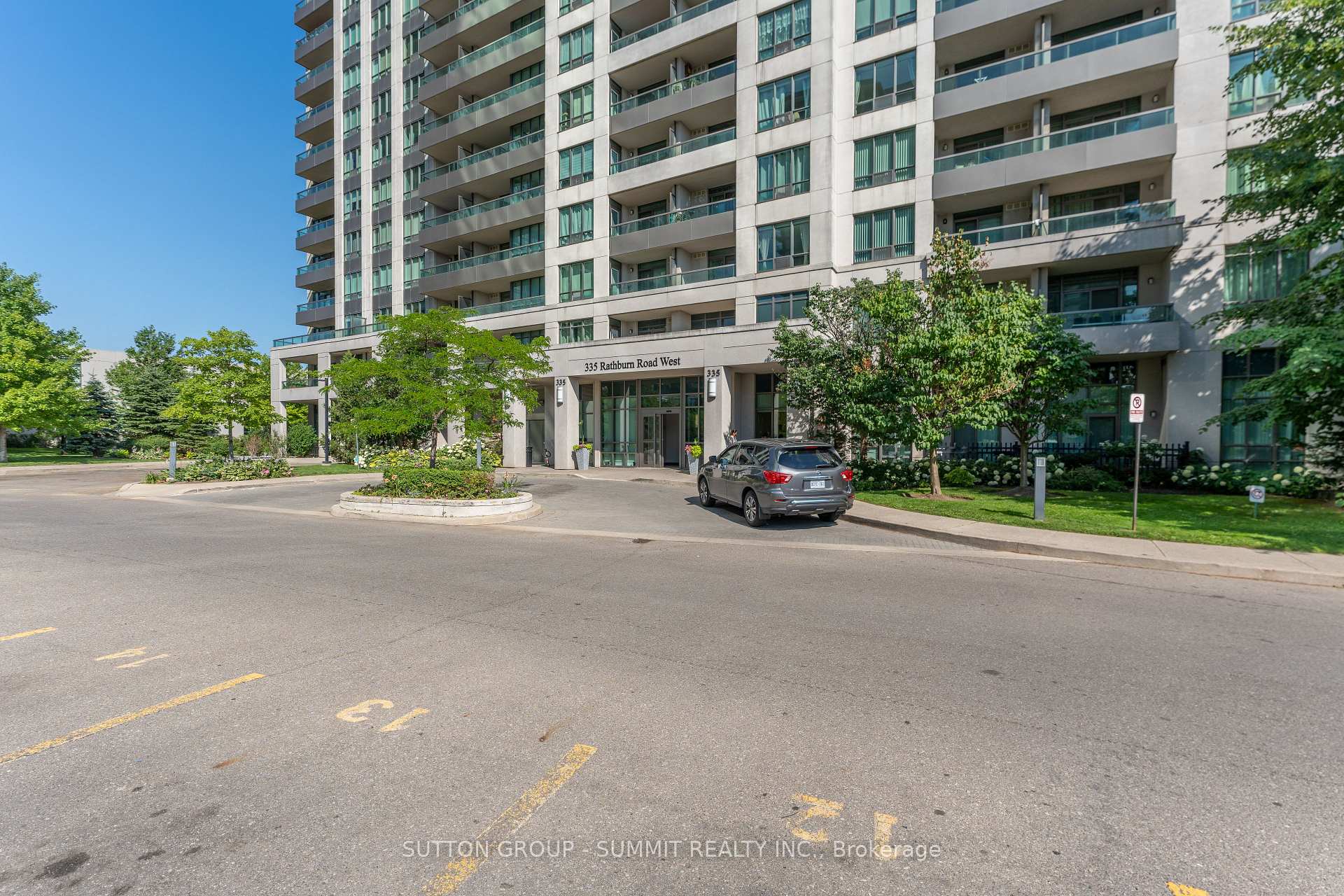 Front of Unit 2103, 335 Rathburn Road W