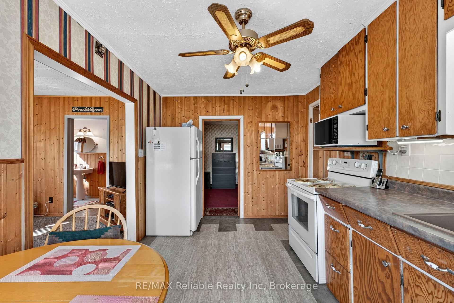 Photo 11 of 40356 Hydro Line Road, Central Huron, Hullett — HOMEH