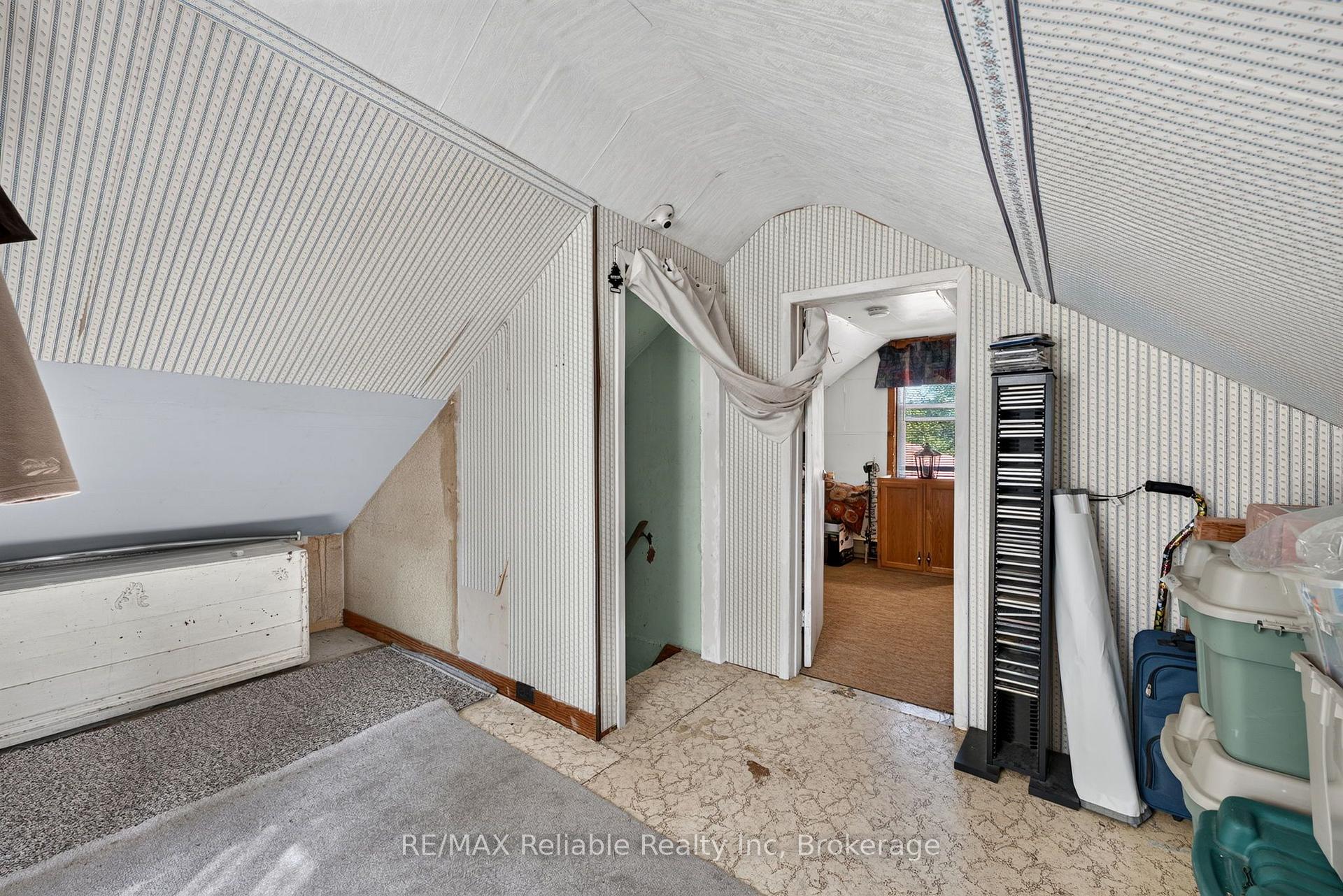 Photo 19 of 40356 Hydro Line Road, Central Huron, Hullett — HOMEH