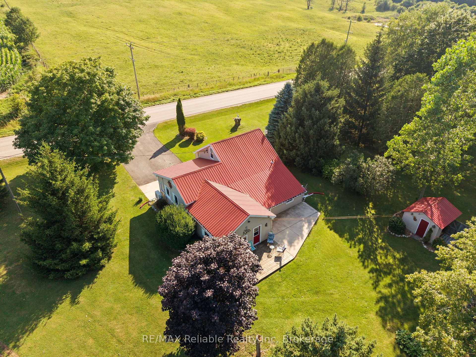 Photo 38 of 40356 Hydro Line Road, Central Huron, Hullett — HOMEH