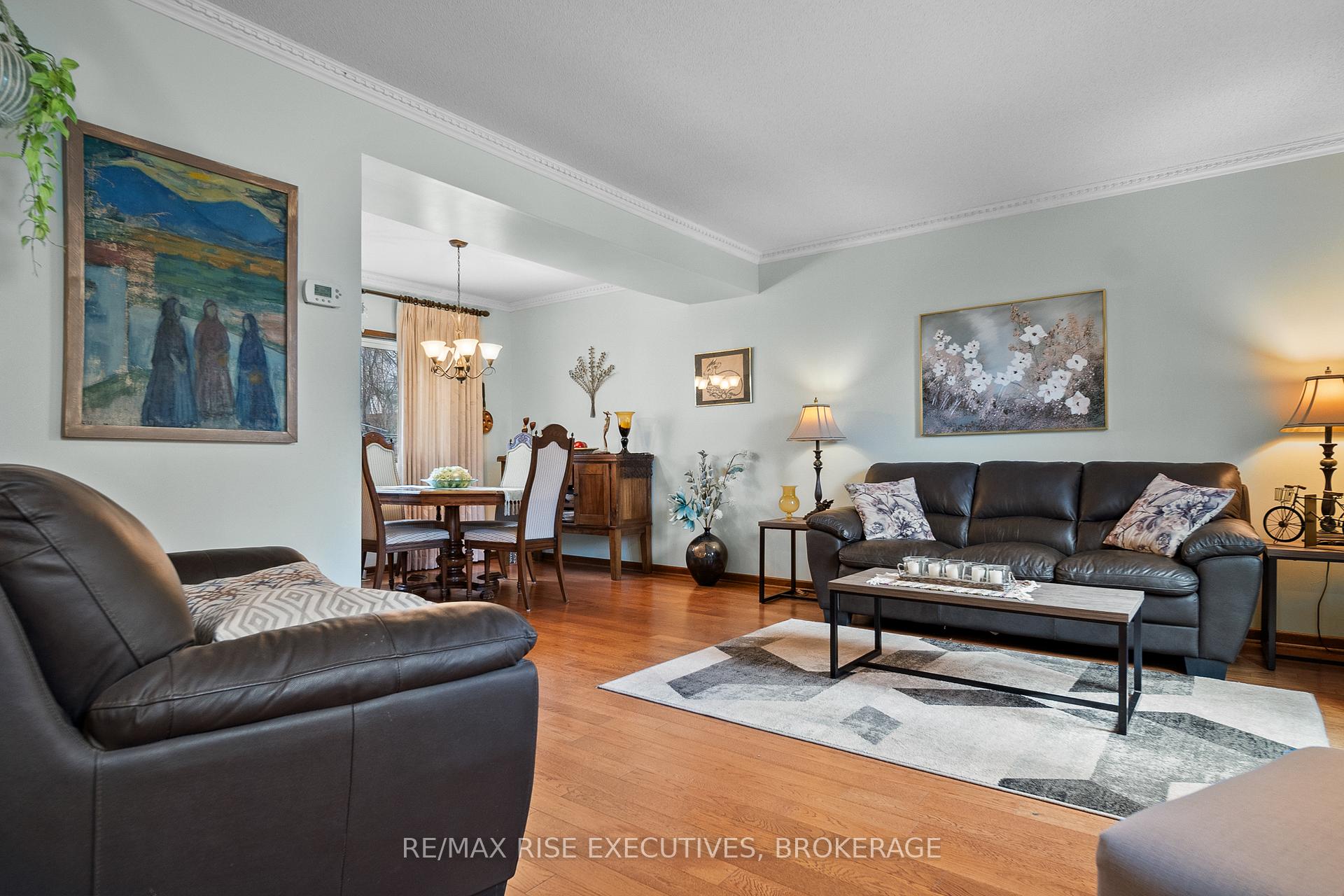 Photo 6 of 127 Nicholson Crescent, Loyalist, Amherstview — HOMEH