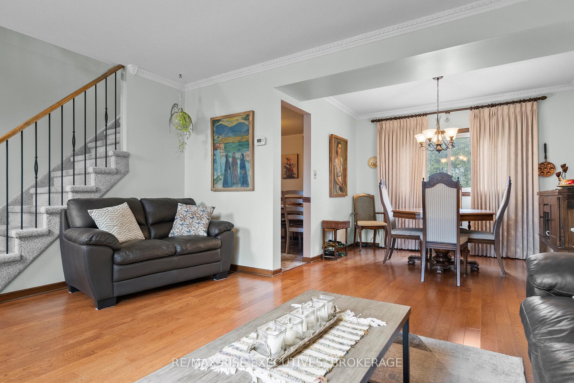 Photo 9 of 127 Nicholson Crescent, Loyalist, Amherstview — HOMEH