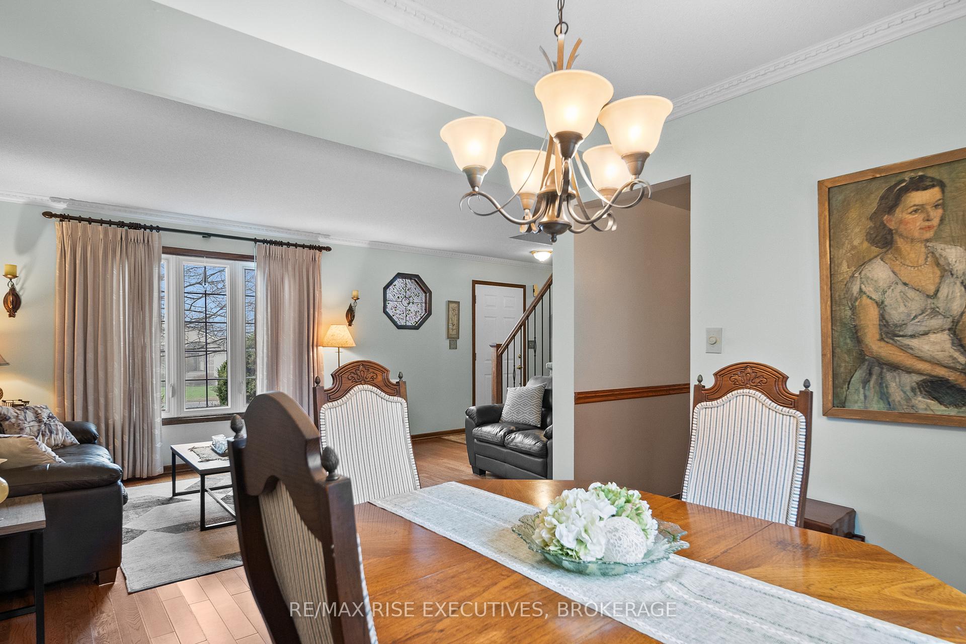 Photo 11 of 127 Nicholson Crescent, Loyalist, Amherstview — HOMEH