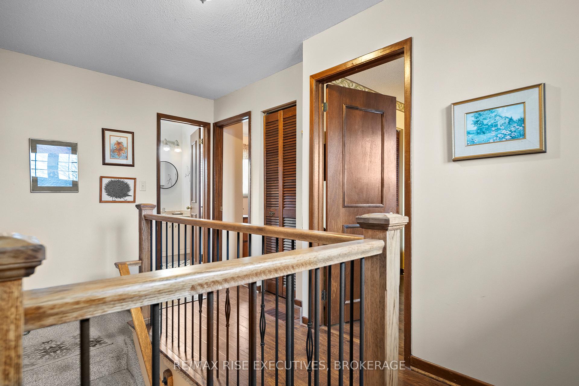 Photo 22 of 127 Nicholson Crescent, Loyalist, Amherstview — HOMEH