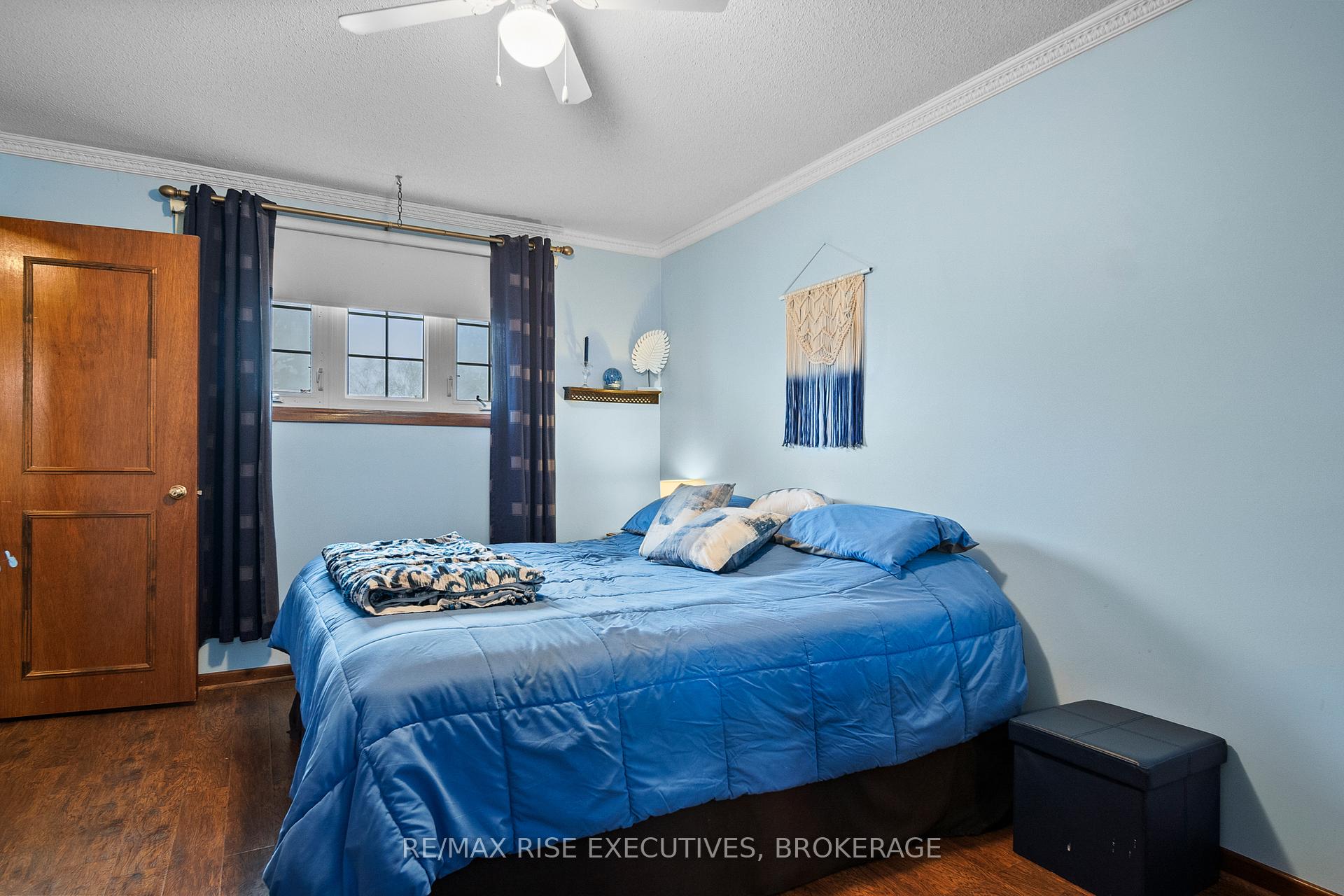 Photo 23 of 127 Nicholson Crescent, Loyalist, Amherstview — HOMEH