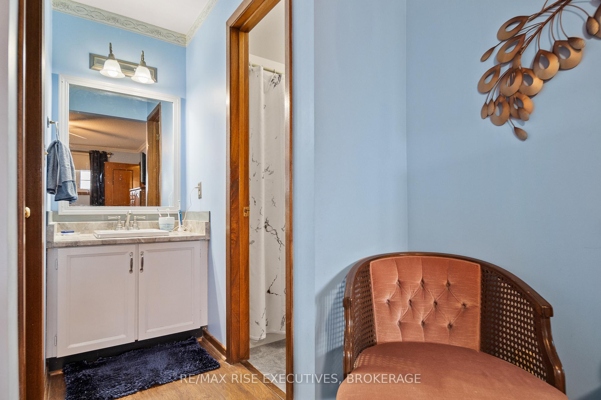 Photo 25 of 127 Nicholson Crescent, Loyalist, Amherstview — HOMEH