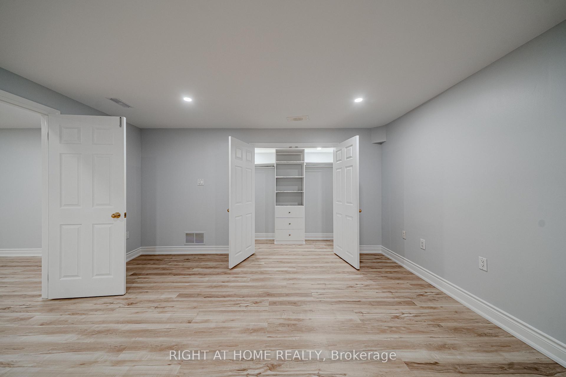 Photo 17 of Unit Lower, 3 Glenayr Road, Richmond Hill, Bayview Hill — HOMEH