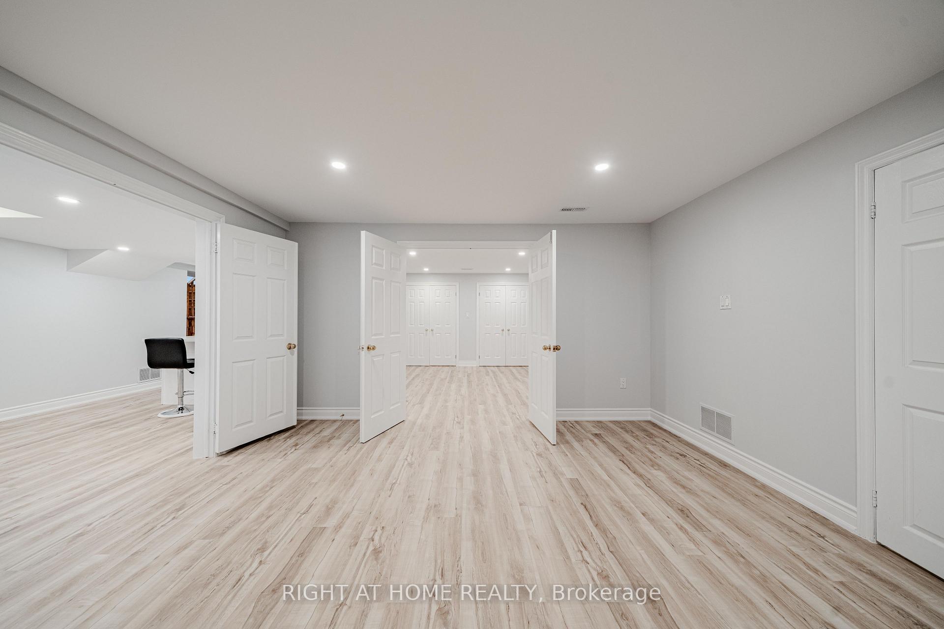 Photo 22 of Unit Lower, 3 Glenayr Road, Richmond Hill, Bayview Hill — HOMEH