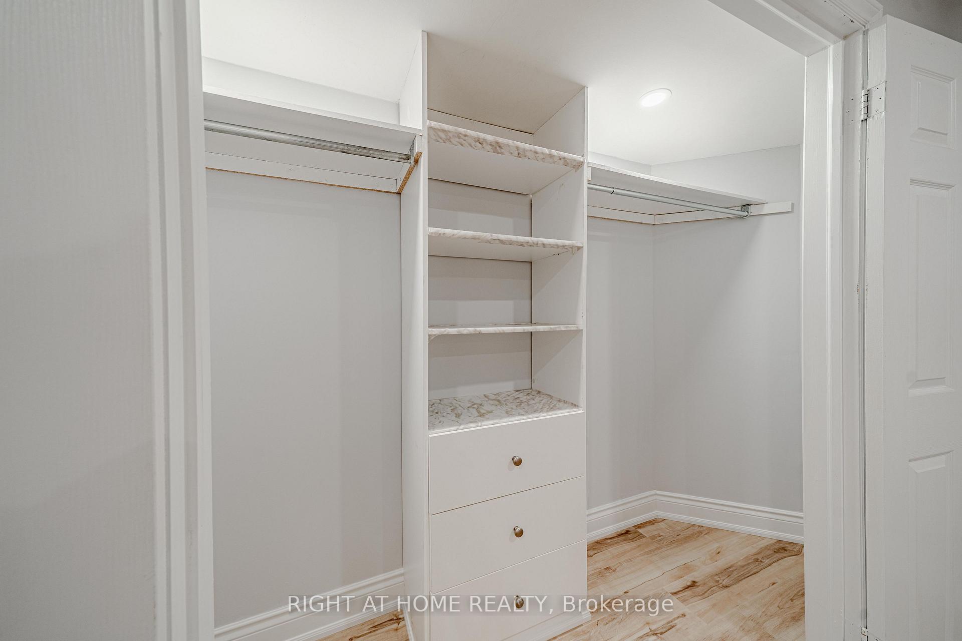 Photo 28 of Unit Lower, 3 Glenayr Road, Richmond Hill, Bayview Hill — HOMEH