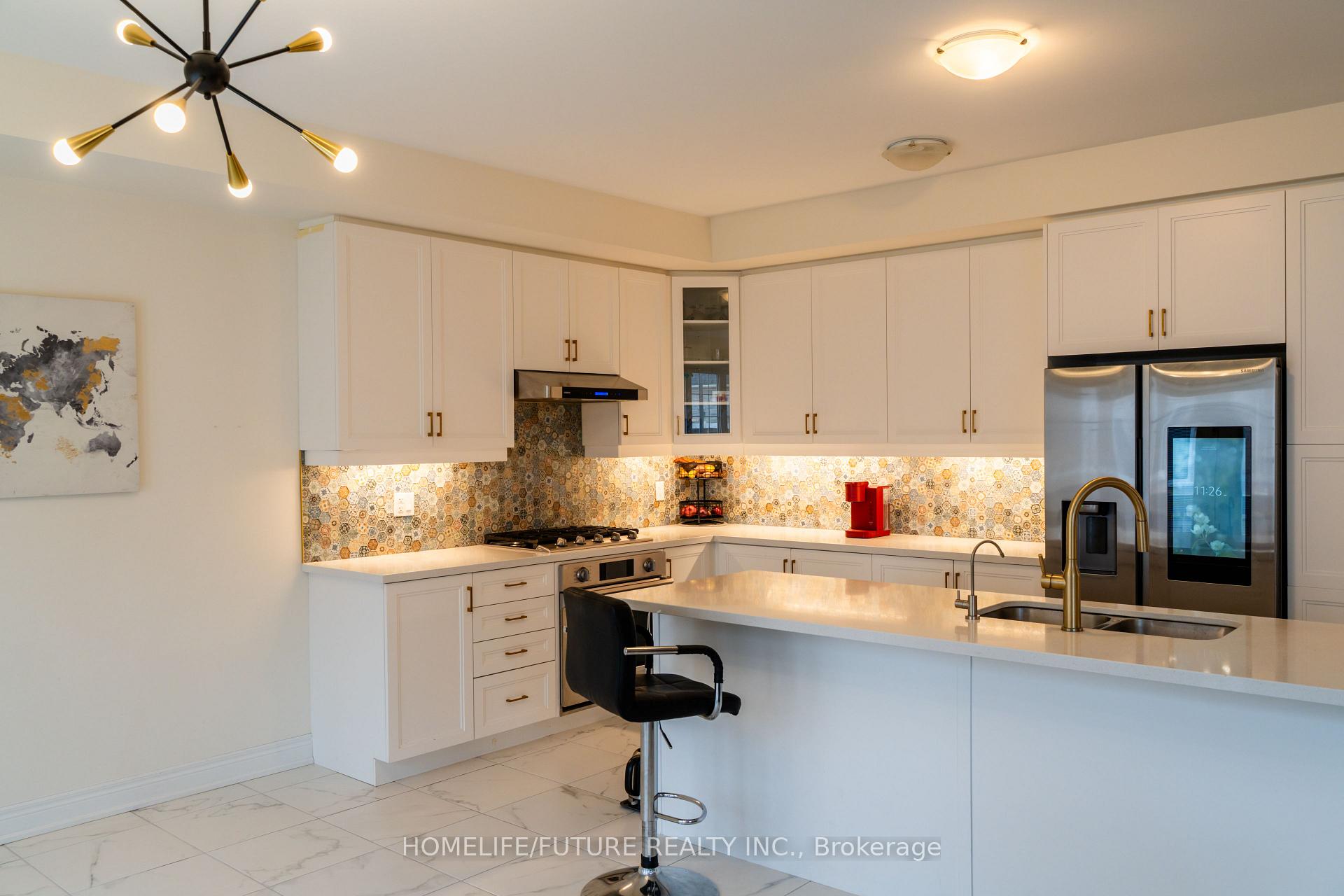 Photo 7 of Unit Main, 357 Kirkham Drive, Markham, Cedarwood — HOMEH