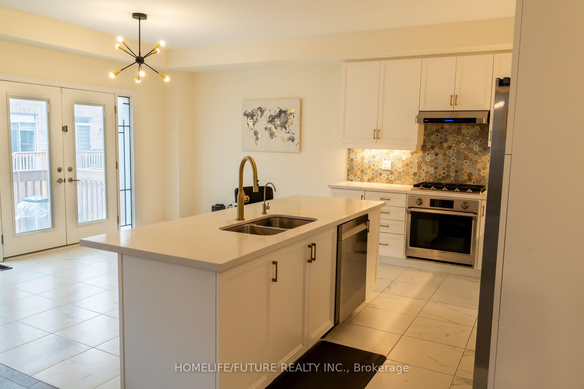 Photo 8 of Unit Main, 357 Kirkham Drive, Markham, Cedarwood — HOMEH