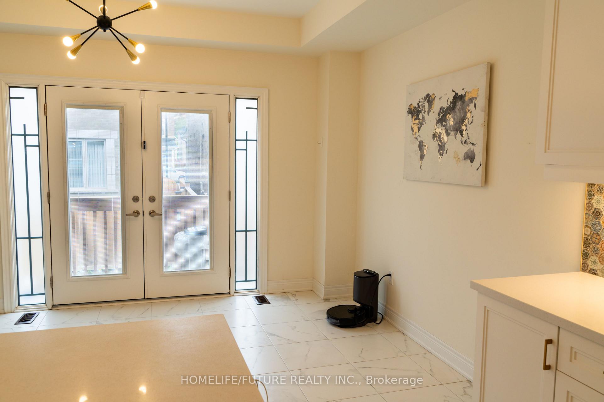 Photo 9 of Unit Main, 357 Kirkham Drive, Markham, Cedarwood — HOMEH