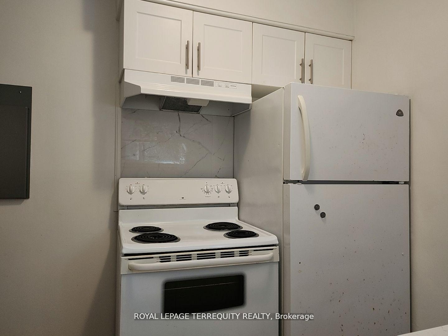 Photo 8 of Unit 2, 207 Trent Street E, Whitby, Downtown Whitby — HOMEH