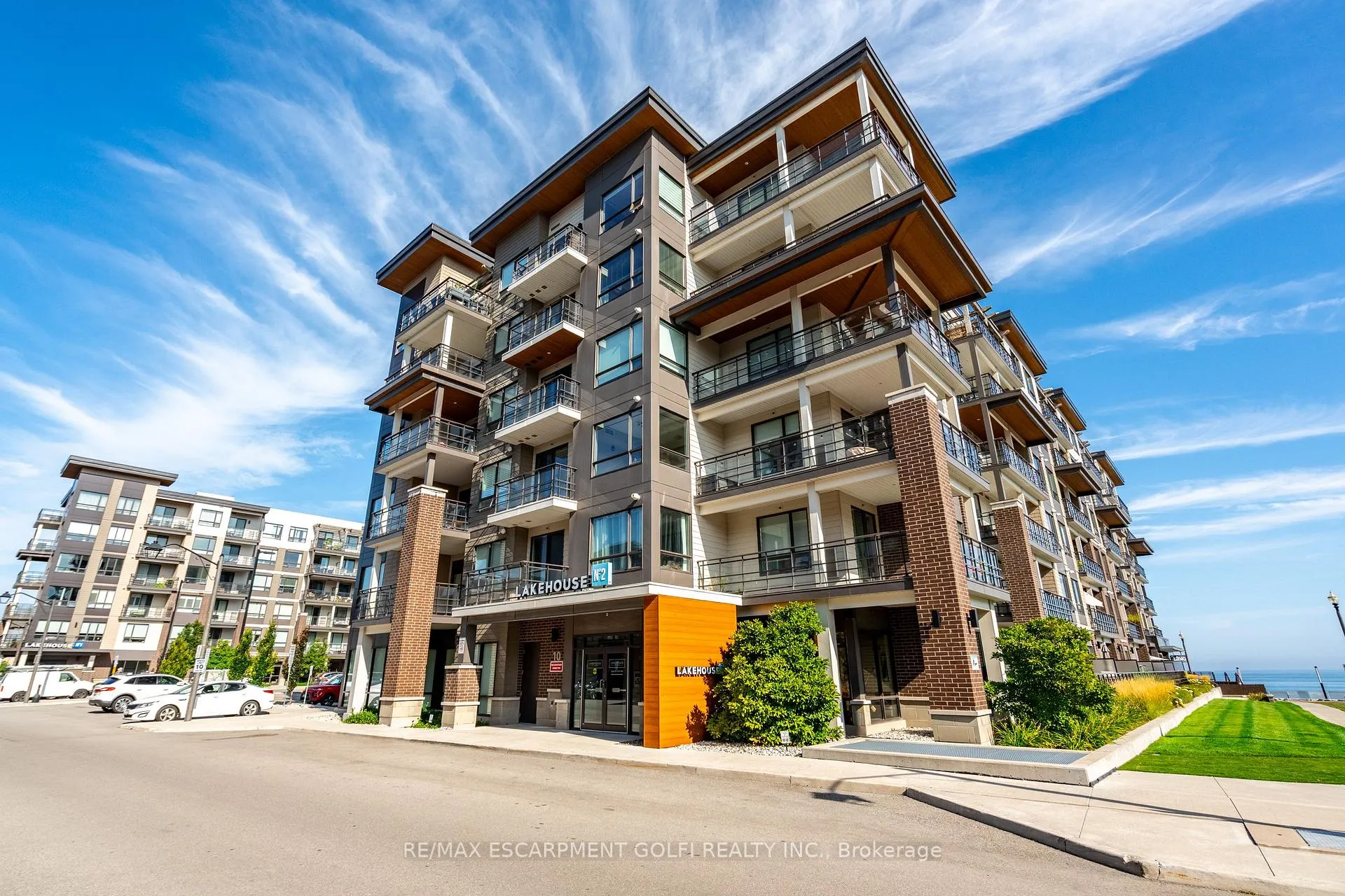 Photo 2 of Unit 310, 10 Esplanade Lane, Grimsby, Grimsby Beach — HOMEH