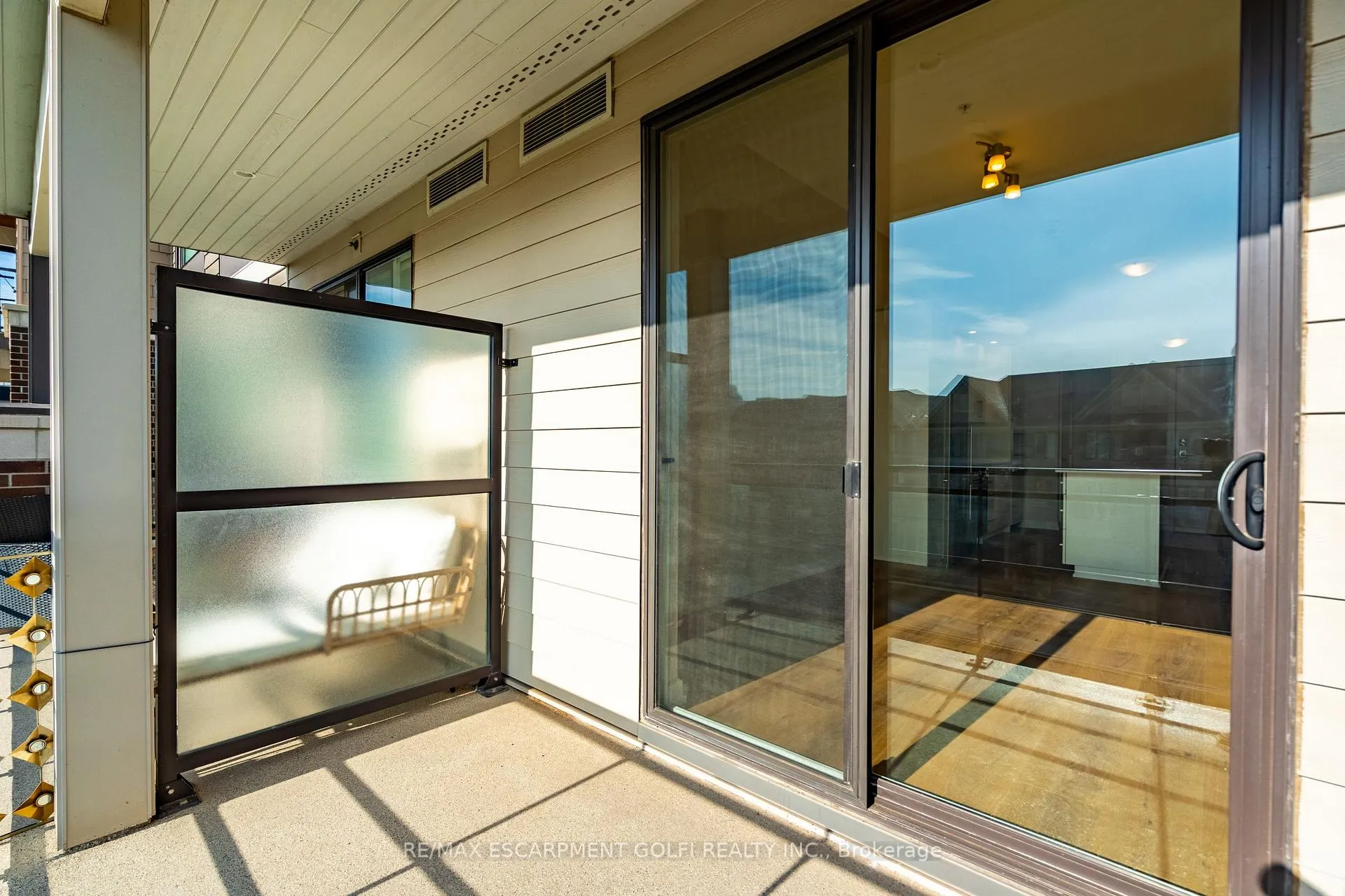 Photo 16 of Unit 310, 10 Esplanade Lane, Grimsby, Grimsby Beach — HOMEH