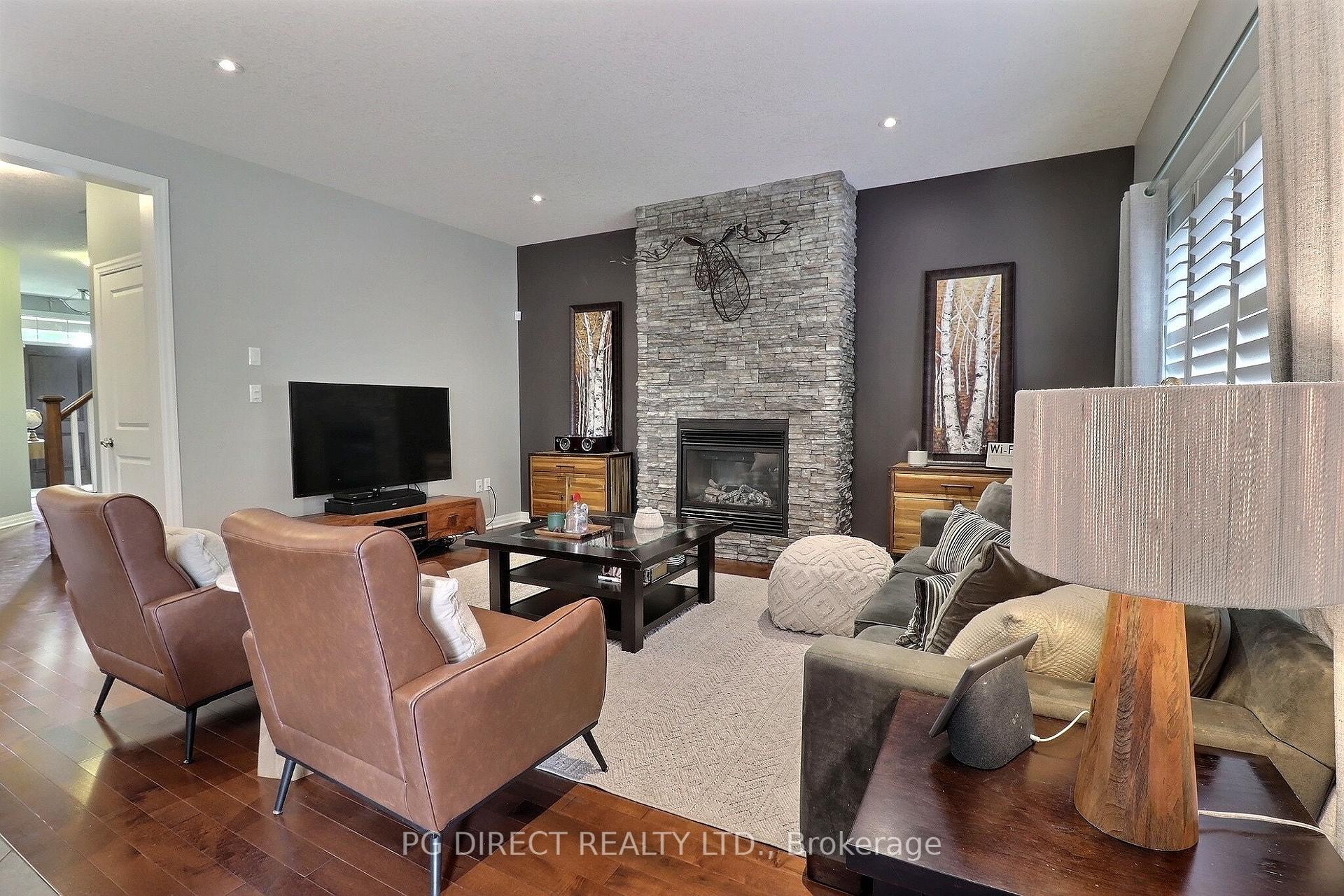 Photo 4 of 3089 Pomeroy Lane, London, South V — HOMEH