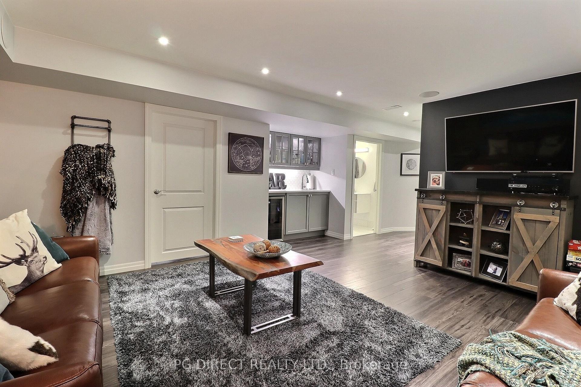 Photo 22 of 3089 Pomeroy Lane, London, South V — HOMEH
