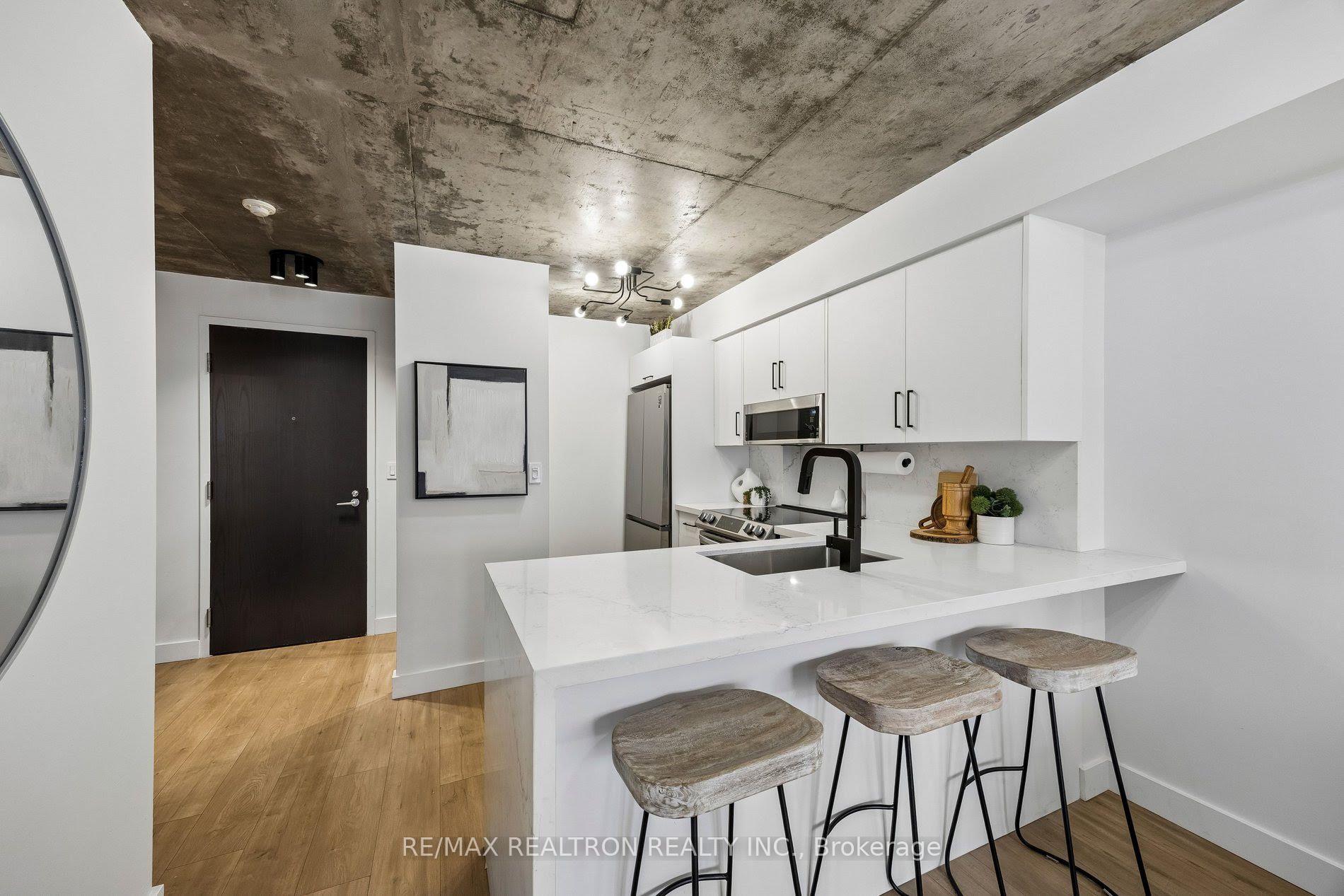 Photo 3 of Unit 512, 1005 King Street W, Toronto, Niagara — HOMEH