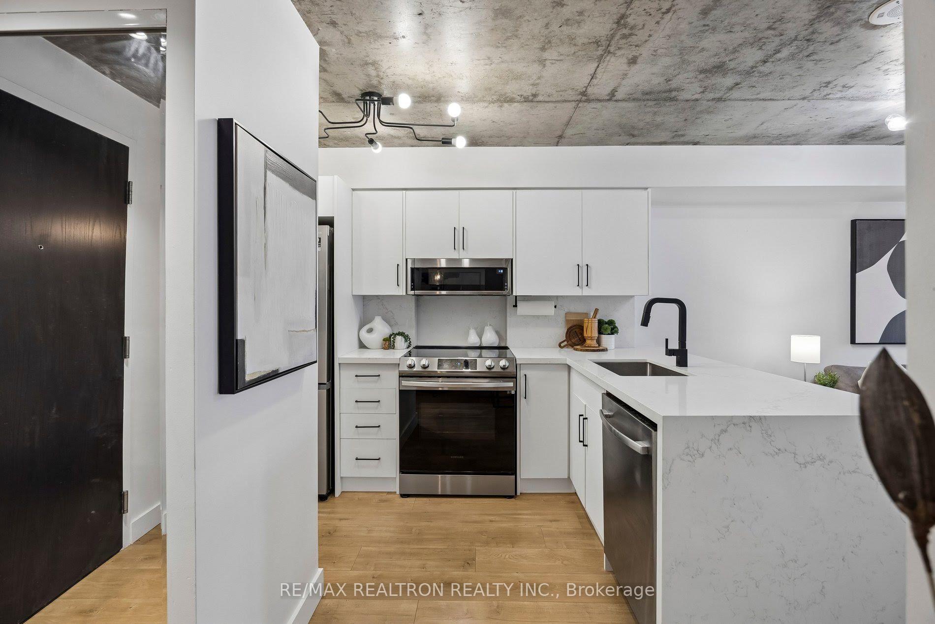 Photo 5 of Unit 512, 1005 King Street W, Toronto, Niagara — HOMEH
