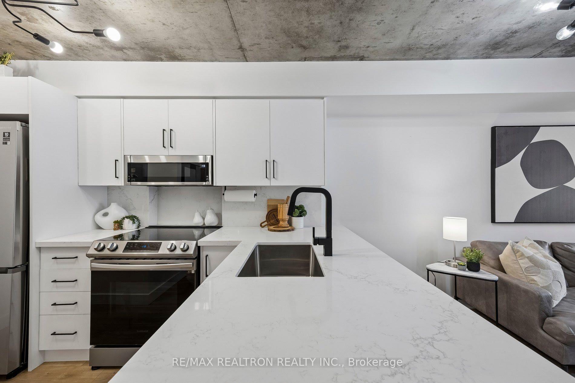 Photo 7 of Unit 512, 1005 King Street W, Toronto, Niagara — HOMEH