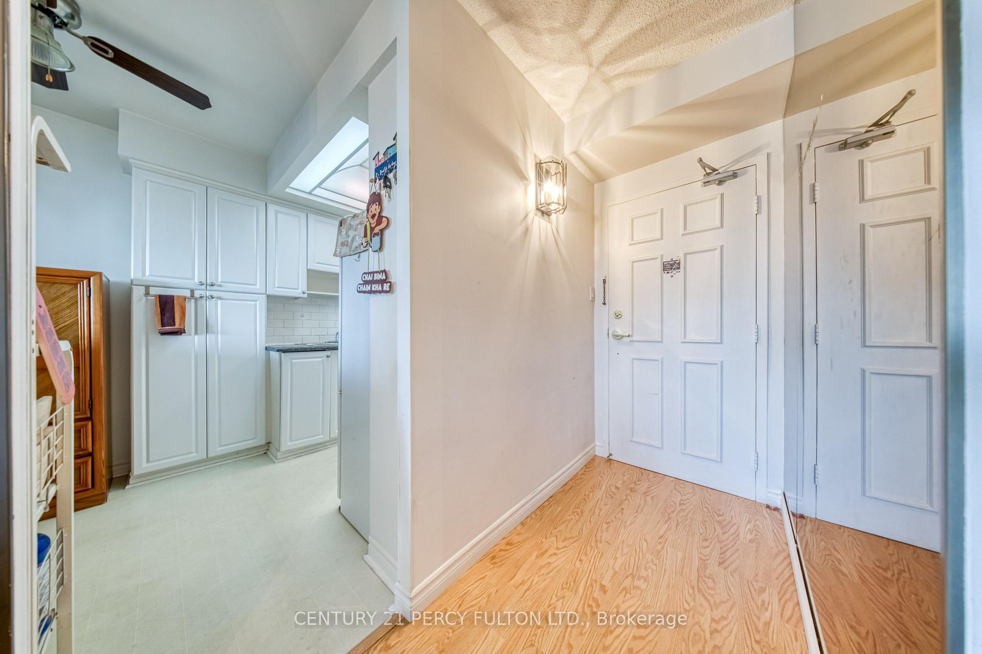 Photo 4 of Unit 1802, 121 Ling Road, Scarborough, West Hill — HOMEH