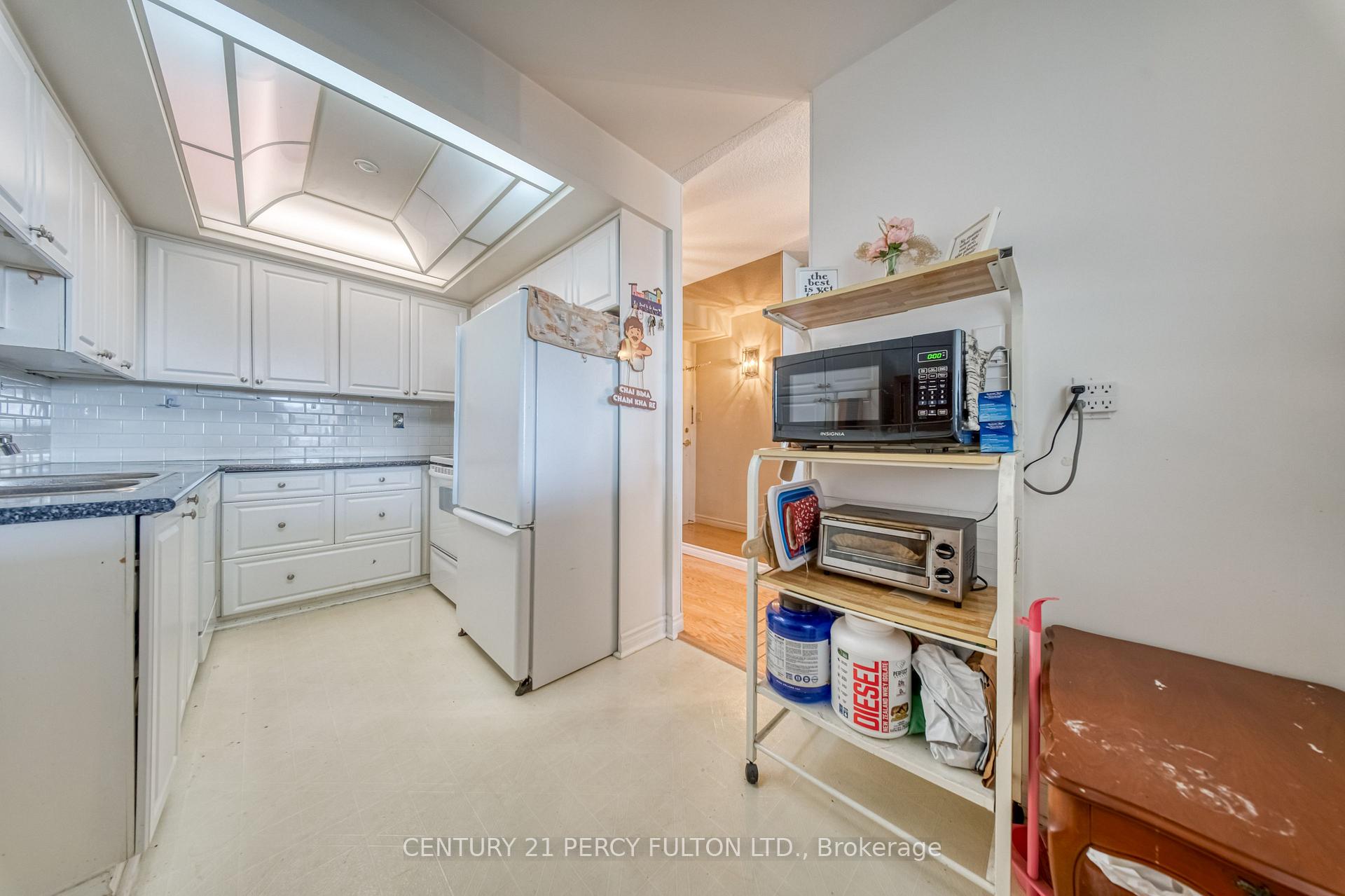 Photo 6 of Unit 1802, 121 Ling Road, Scarborough, West Hill — HOMEH