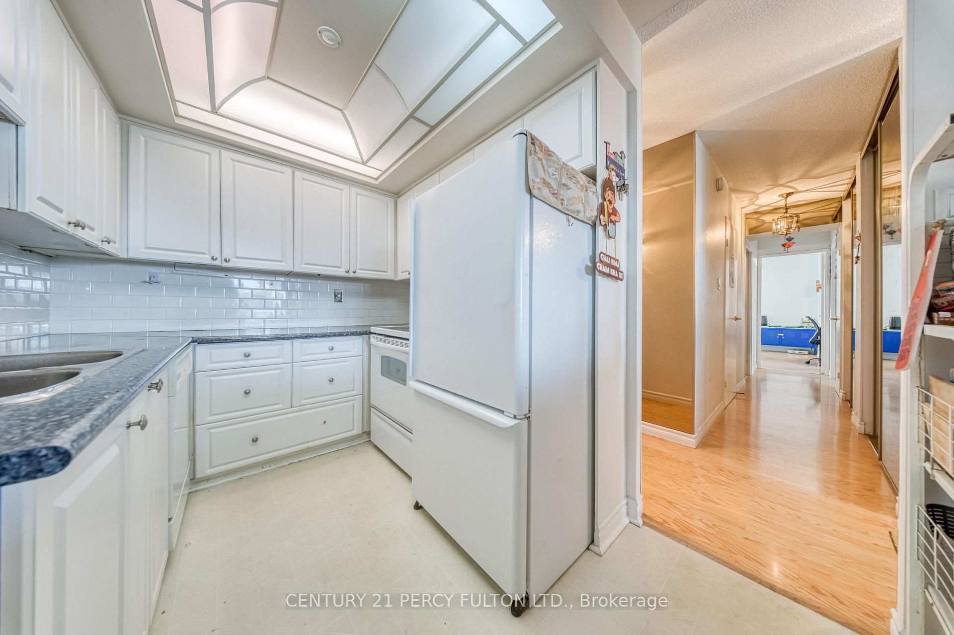 Photo 7 of Unit 1802, 121 Ling Road, Scarborough, West Hill — HOMEH