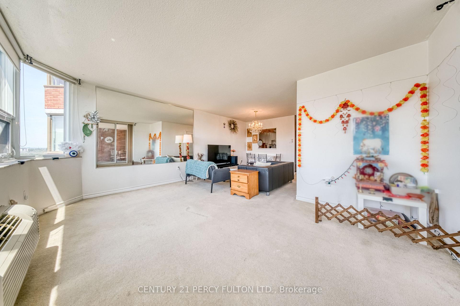 Photo 17 of Unit 1802, 121 Ling Road, Scarborough, West Hill — HOMEH