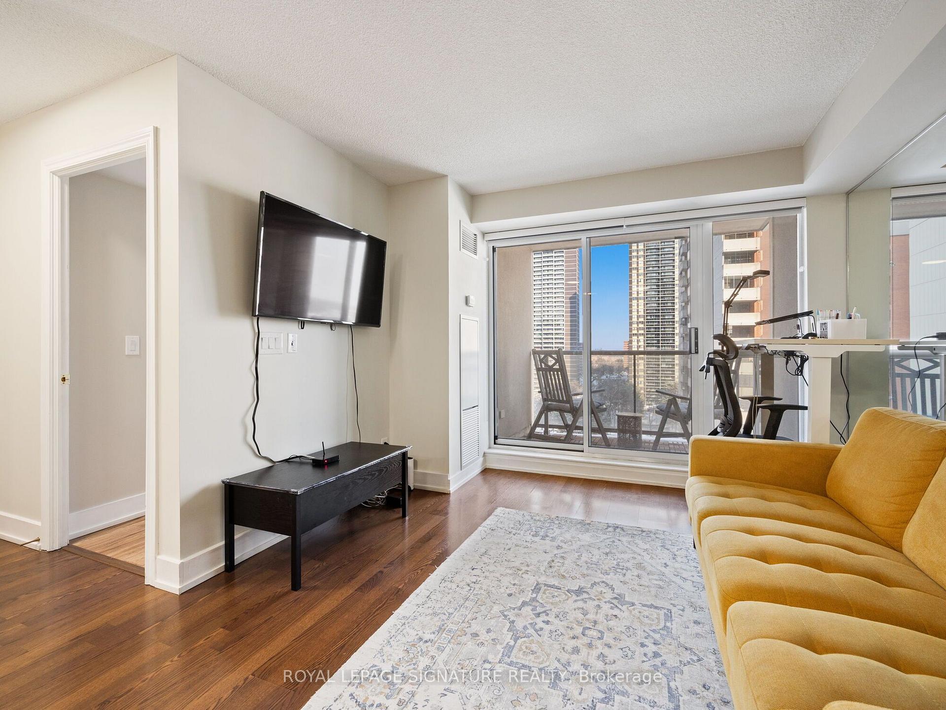 Photo 14 of Unit 901, 5 Michael Power Place, Etobicoke, Islington-City Centre West — HOMEH