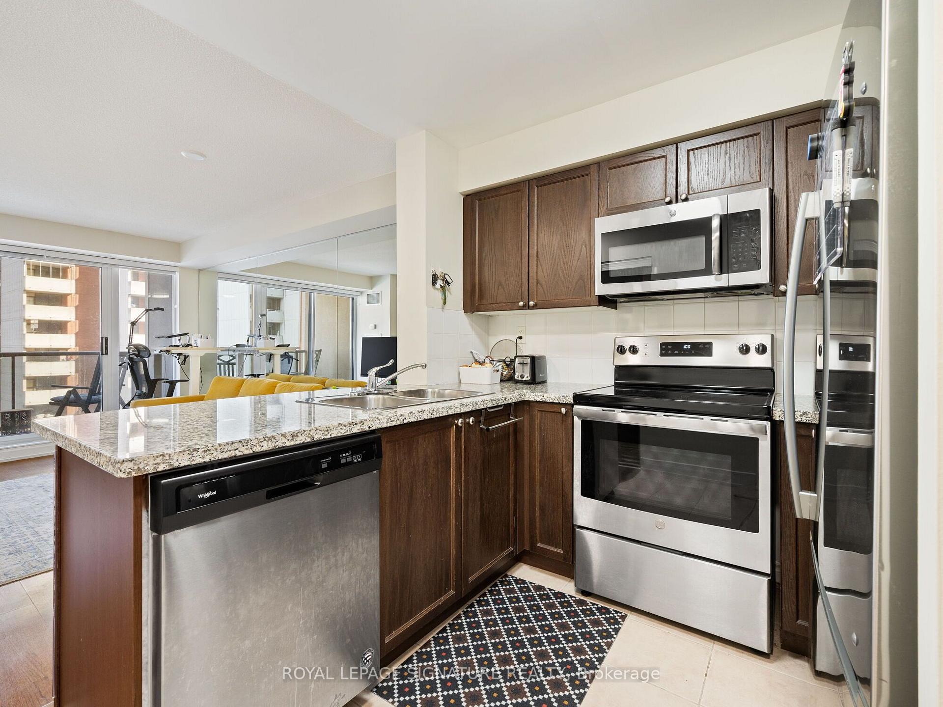 Photo 23 of Unit 901, 5 Michael Power Place, Etobicoke, Islington-City Centre West — HOMEH