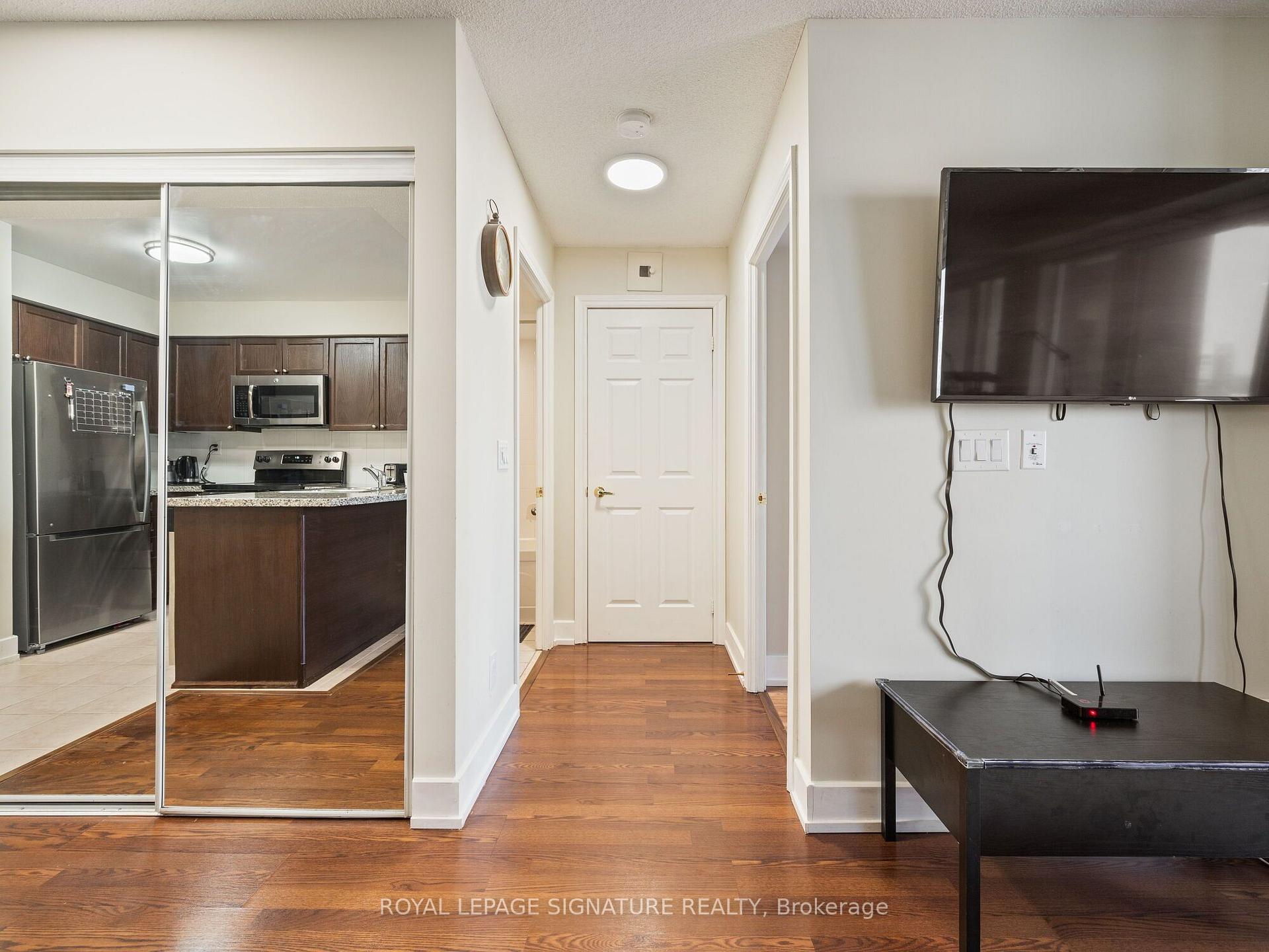 Photo 25 of Unit 901, 5 Michael Power Place, Etobicoke, Islington-City Centre West — HOMEH