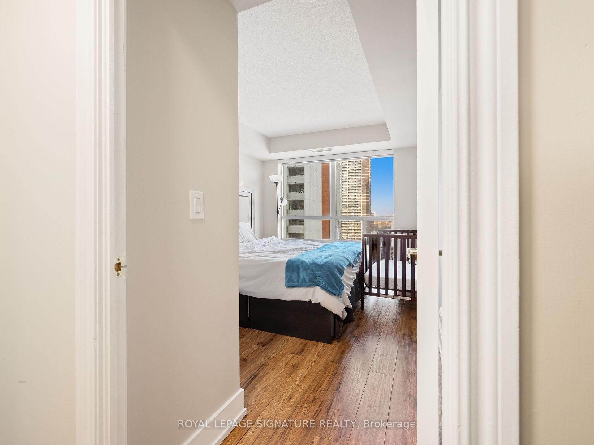 Photo 26 of Unit 901, 5 Michael Power Place, Etobicoke, Islington-City Centre West — HOMEH