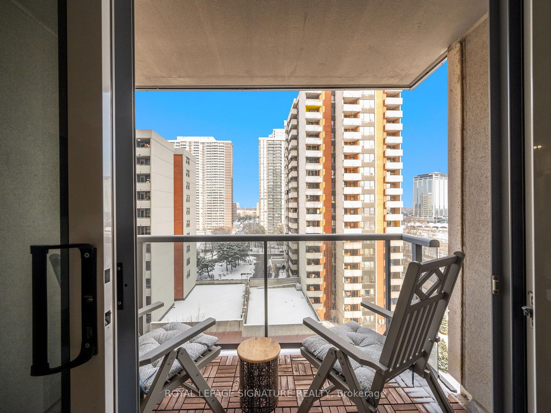 Photo 38 of Unit 901, 5 Michael Power Place, Etobicoke, Islington-City Centre West — HOMEH
