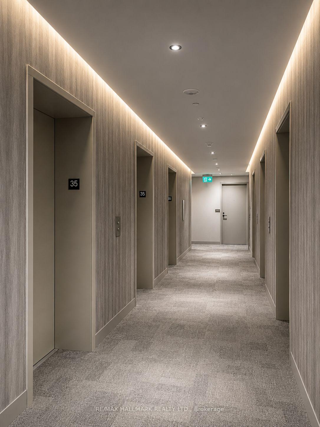 Photo 5 of Unit 3501, 8 Interchange Way, Vaughan, Vaughan Corporate Centre — HOMEH