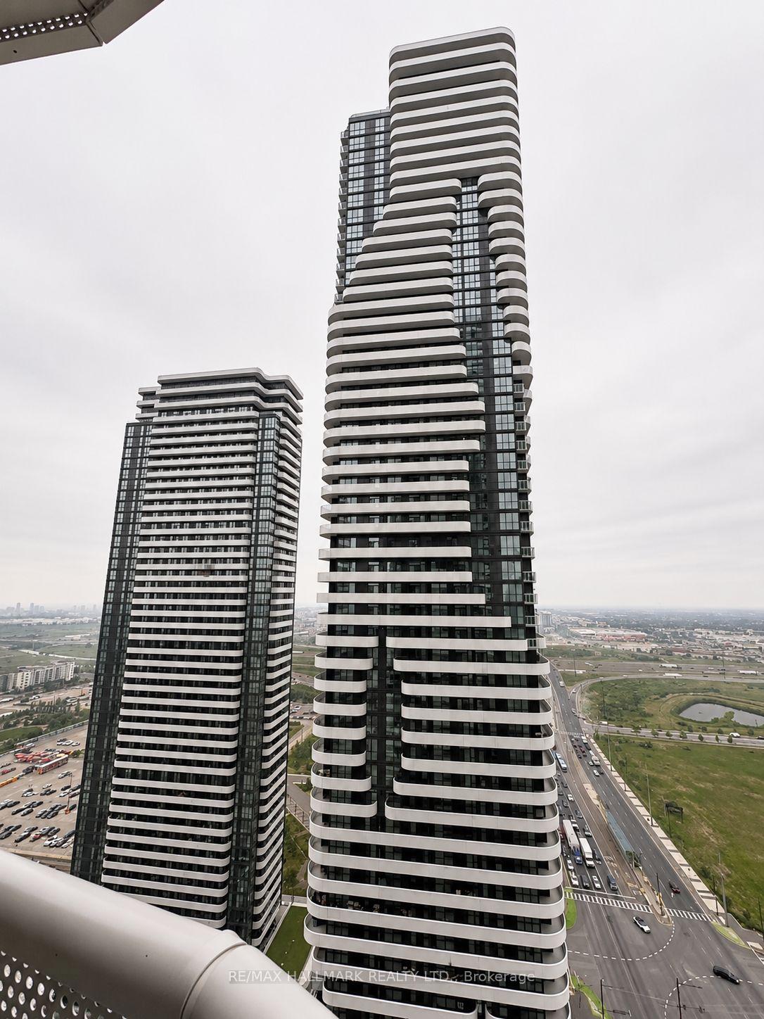 Photo 22 of Unit 3501, 8 Interchange Way, Vaughan, Vaughan Corporate Centre — HOMEH