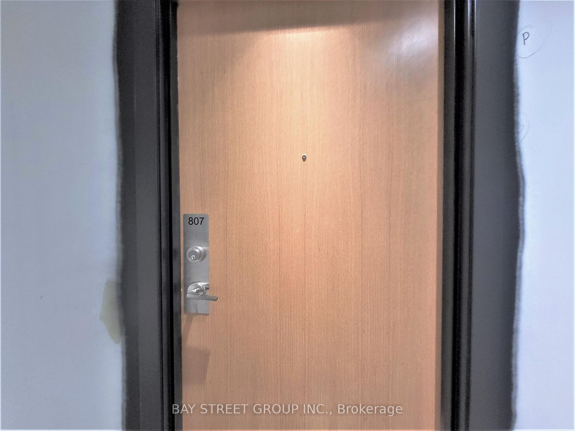 Photo 4 of Unit 807, 1787 St Clair Avenue W, Toronto, Weston-Pellam Park — HOMEH