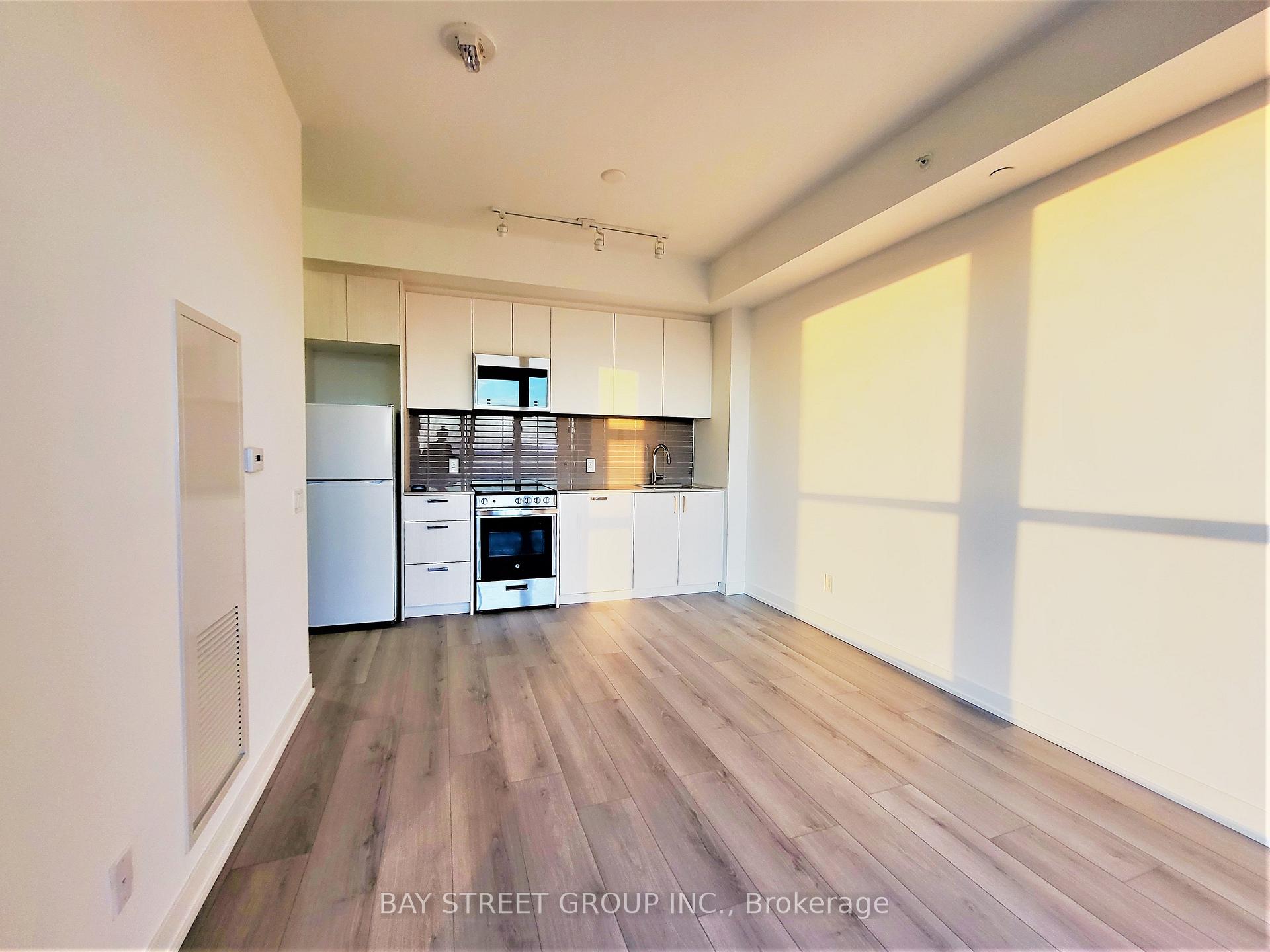 Photo 14 of Unit 807, 1787 St Clair Avenue W, Toronto, Weston-Pellam Park — HOMEH