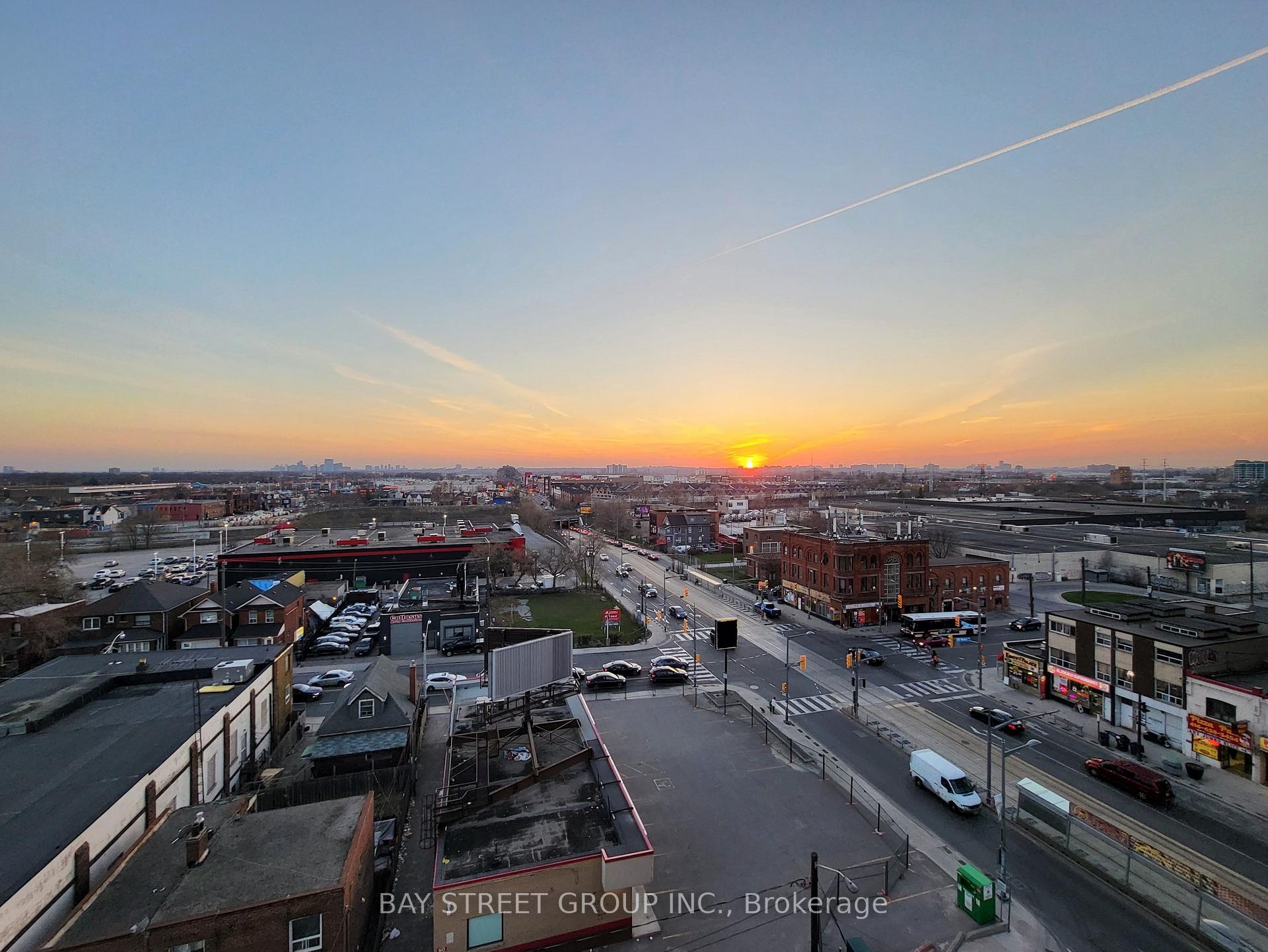 Photo 18 of Unit 807, 1787 St Clair Avenue W, Toronto, Weston-Pellam Park — HOMEH