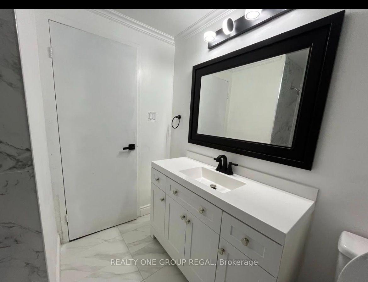 Photo 10 of Unit A, 2128 Ghent Avenue, Burlington, Brant — HOMEH