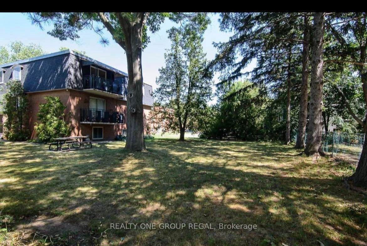 Photo 8 of Unit A, 2128 Ghent Avenue, Burlington, Brant — HOMEH
