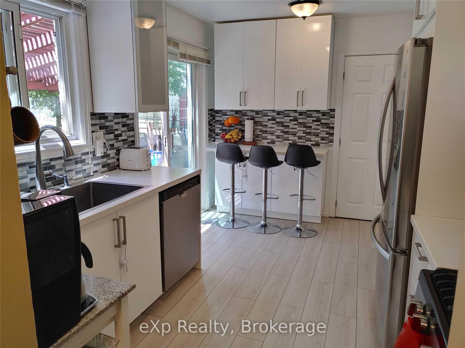 Photo 4 of Unit #Upper, 96 Larch Street, Hamilton, Berrisfield — HOMEH