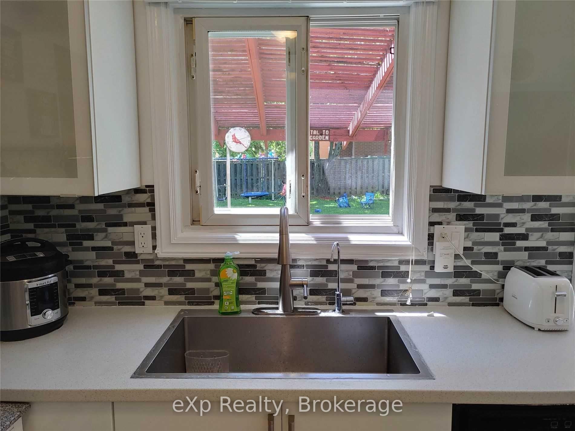 Photo 15 of Unit #Upper, 96 Larch Street, Hamilton, Berrisfield — HOMEH